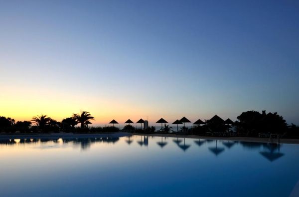 ALBUFEIRA - Armasaun de Pera. Ideali vieta Jūsų rudens atostogoms ALGARVĖJE. Skrydis, 7n. viešbutyje PESTANA VIKING 4*, su pusryčiais - nuo 615 €!