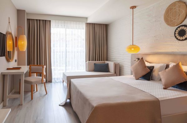 SIDĖ. Saulėtos atostogos. Skrydis, 7n. puikiame viešbutyje SIDE ROYAL STYLE HOTEL 5* su ULTRA viskas įskaičiuota maitinimu!