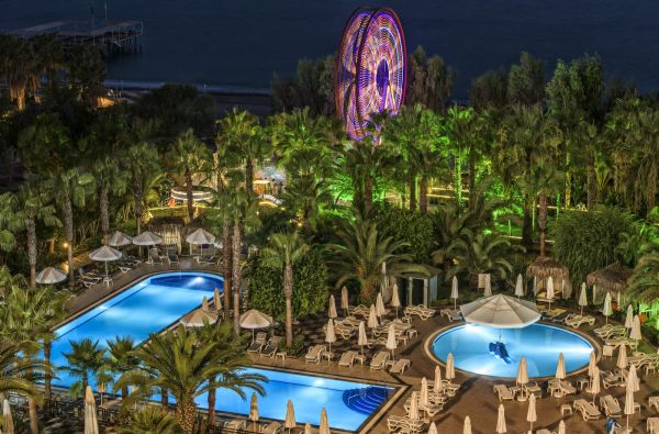 ALANIJA. Saulėtos atostogos. Skrydis, 7n. puikiame viešbutyje DELPHIN DELUXE RESORT 5* su Ultra viskas įskaičiuota maitinimu!