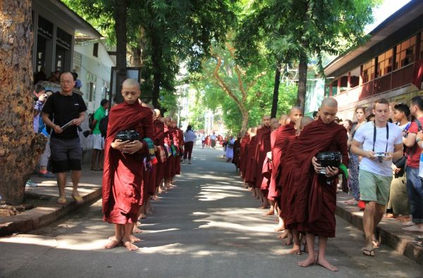 Mianmaro magija ir poilsis Ngapalio kurorte 13d.