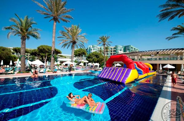 BELEKAS. Tikras atostogų rojus Turkijoje! Ilsėkitės su visa šeima 5* viešbutyje LIMAK ATLANTIS DE LUXE HOTEL & RESORT! Skrydis, 7 nakvynės 5* viešbutyje su „ultra viskas įskaičiuota“ maitinimu.