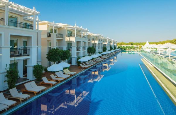 BELEKAS. Aktyvios vasaros atostogos Turkijoje su teniso rakete! TITANIC DELUXE GOLF BELEK 5* viešbutis – tobulas pasirinkimas aktyvaus poilsio mėgėjams! Skrydis, 7 nakvynės VIP klasės 5* viešbutyje su „ultra viskas įskaičiuota“ maitinimu