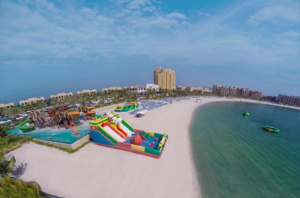 DUBAJUS. Pajuskite rytietiško svetingumo atmosferą DOUBLE TREE BY HILTON RESORT & SPA MARJAN ISLAND 5* viešbutyje. Skrydis, 7 n su pusryčiais tik nuo 1085 EUR