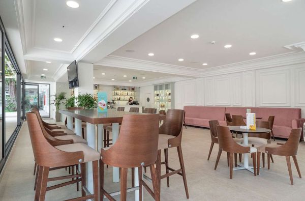 Kokybiškos atostogos JUODKALNIJOJE. Skrydis, 7n. puikiame viešbutyje MONTENEGRO BEACH RESORT 4 * su „pusryčiais“ – 699 €!