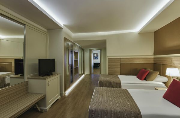 ALANIJA. Saulėtos atostogos. Skrydis, 7n. puikiame viešbutyje DELPHIN DELUXE RESORT 5* su Ultra viskas įskaičiuota maitinimu!