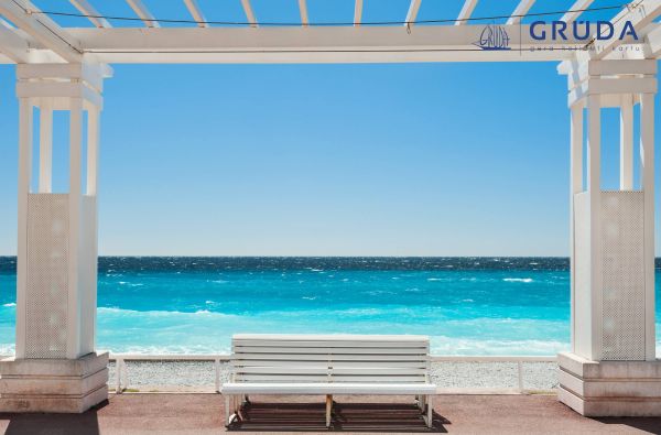 Pietų Prancūzijos žydrasis krantas 5d.