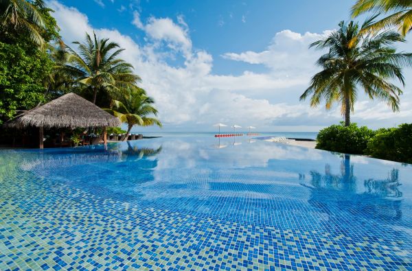 Šeimos atostogos Maldyvuose! Skrydis, pervežimas ir 7 n. viešbutyje KURAMATHI MALDIVES 4+*