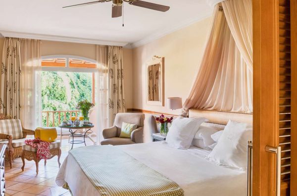 Kosta Adechė. Karališkos atostogos prabangiame viešbutyje TENERIFĖJE Skrydis, 7n. viešbutyje BAHIA DEL DUQUE 5*, su pusryčiais - nuo 1855 €!