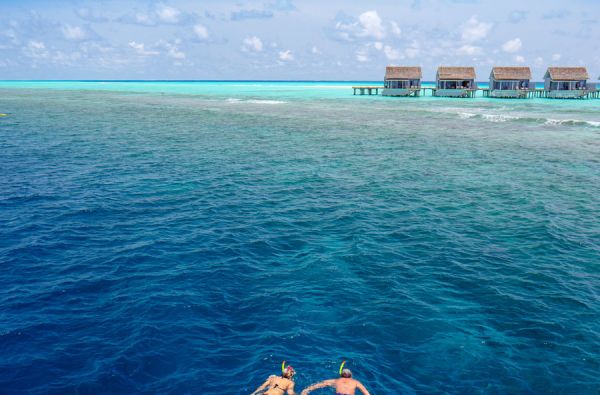 Šeimos atostogos Maldyvuose! Skrydis, pervežimas ir 7 n. viešbutyje KURAMATHI MALDIVES 4+*