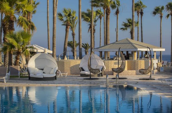 Įsimintinos atostogos Kipre 4* viešbutyje Leonardo Plaza Cypria Maris Beach&SPA