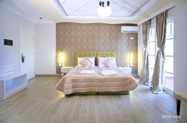 Poilsis prie jūros ALBANIJOJE. Skrydis, 7n. puikiame viešbutyje FAFA PREMIUM 4 + * su „viskas įskaičiuota“ – 629 €!