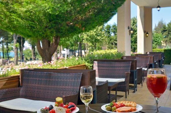 Planuokite įspūdingas vasaros atostogos Bulgarijoje 4* viešbutyje SOL NESSEBAR RESORT su skrydžiu ir maitinimu  „viskas įskaičiuota“