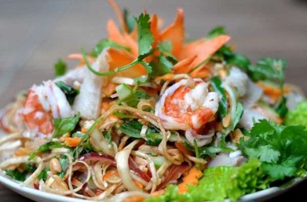 Naujųjų metų sutikimas laive Ha Long įlankoje, poilsis prie Pietų Kinijos jūros ir pažintinė programa po Vietnamą 13d.