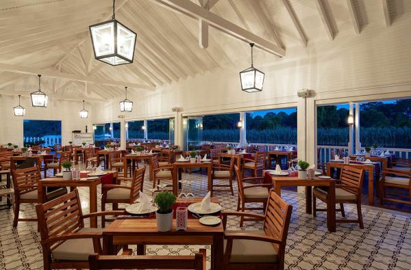 BELEKAS. Aktyvios vasaros atostogos Turkijoje su teniso rakete! TITANIC DELUXE GOLF BELEK 5* viešbutis – tobulas pasirinkimas aktyvaus poilsio mėgėjams! Skrydis, 7 nakvynės VIP klasės 5* viešbutyje su „ultra viskas įskaičiuota“ maitinimu