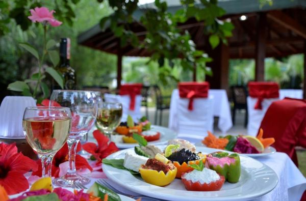 KEMERAS.Populiarioji vasaros žvaigždė, kviečia į svečius! Laikas atsipalaiduoti - pagaudykite saulės spindulius, įmerkite kojas į šiltą jūrą. Skrydis, 7 n. 4* SHERWOOD  GREENWOOD RESORT viešbutyje su „viskas įskaičiuota" maitinimu–Jūsų nuotykių vasara.