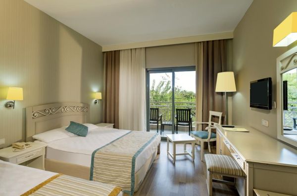 KEMERAS.Populiarioji vasaros žvaigždė, kviečia į svečius! Laikas atsipalaiduoti - pagaudykite saulės spindulius, įmerkite kojas į šiltą jūrą. Skrydis, 7 n. 4* SHERWOOD  GREENWOOD RESORT viešbutyje su „viskas įskaičiuota" maitinimu–Jūsų nuotykių vasara.