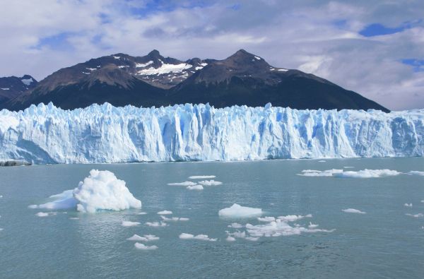 Argentina-Čilė-Velykų s.