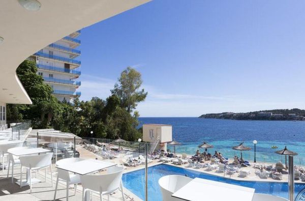 Magalufas. Viliojanti Maljorka: žydra jūra, balto smėlio paplūdimiai... Skrydis, 7n. viešbutyje  BAHIA PRINCIPE SUNLIGHT CORAL PLAYA 4*, su pusryčiais ir vakarienėmis - nuo 609 €!