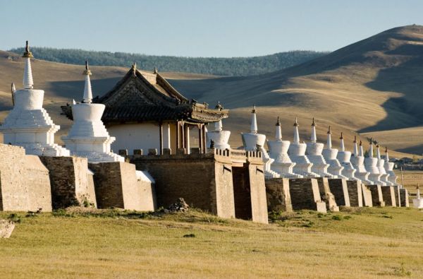 Mongolija - beribis klajoklių pasaulis tarp stepių ir mėlyno dangaus. Kelionės pratęsimas prie Baikalo ežero 11d. (13d.)