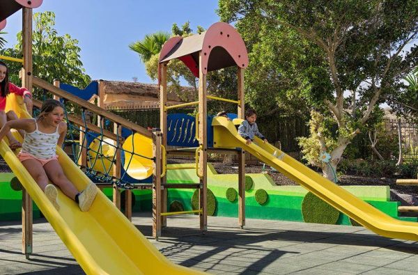 La Kaleta. Romantiškas poilsis nuolatos žaliuojančioje ir saulėtoje TENERIFĖJE. Skrydis, 7n. viešbutyje H10 COSTA ADEJE PALACE 4*, su pusryčiais ir vakariene - nuo 845 €!