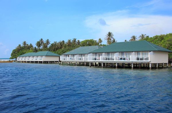 Malonios atostogos Maldyvuose! Skrydis, pervežimas ir 7 n. viešbutyje EMBUDU VILLAGE MALDIVES 3* su pusryčiais, pietumis ir vakarienėmis