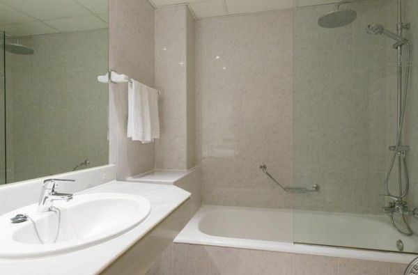 Magalufas. Viliojanti Maljorka: žydra jūra, balto smėlio paplūdimiai... Skrydis, 7n. viešbutyje  BAHIA PRINCIPE SUNLIGHT CORAL PLAYA 4*, su pusryčiais ir vakarienėmis - nuo 609 €!