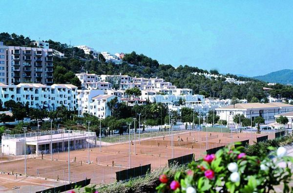 Santa Ponso. Išsvajotos šeimos atostogos MALJORKOJE. Skrydis, 7n. viešbutyje GLOBALES PIONERO SANTA PONSA 4*, su pusryčiais ir vakarienėmis - nuo 440 €!