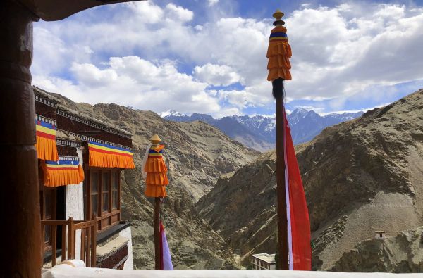 Geografinių ir dvasinių aukštumų LADAKAS - vienuolynų mistika, magiškas Hemiso festivalis* ir ekstremalūs Himalajų kontrastai mažajame Tibete 13d.