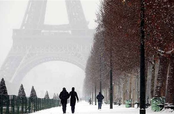 Naujieji metai: žavingasis Paryžius 3d.