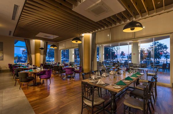 KEMERAS. Sužvejokite vasaros atostogas jau dabar! Poilsiaukite stilingame BARUT KEMER COLLECTION 5* viešbutyje Turkijoje ir mėgaukitės pasaulinio lygio aptarnavimu! Skrydis, 7 nakvynės 5* viešbutyje su „ultra viskas įskaičiuota“ maitinimu