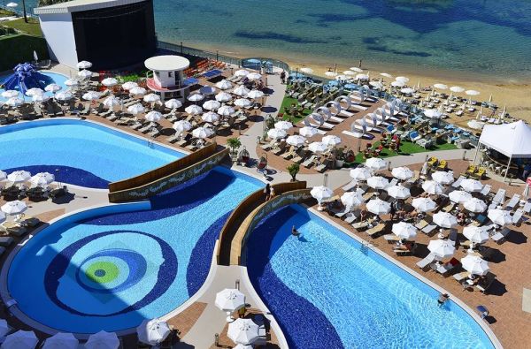 ALANIJA. Saulėtos atostogos. Skrydis, 7n. puikiame viešbutyje AZURA DELUXE RESORT & SPA 5* su Ultra viskas įskaičiuota maitinimu!