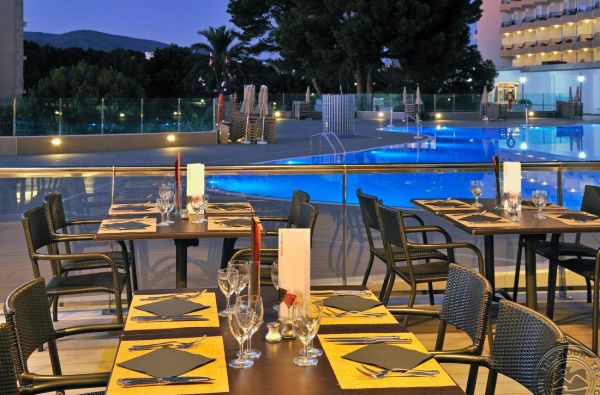 Magalufas. Smagios šeimos atostogos MALJORKOJE. Skrydis, 7n. viešbutyje SOL BARBADOS 4*, su pusryčiais ir vakarienėmis - nuo 609 €!