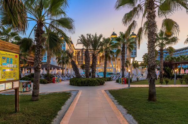 ALANIJA. Saulėtos atostogos. Skrydis, 7n. puikiame KIRMAN HOTELS SIDERA LUXURY & SPA 5* su viskas įskaičiuota plius maitinimu!