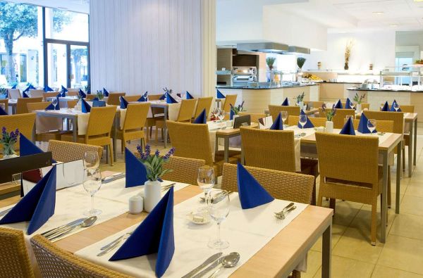 Kokybiškos atostogos KROATIJOJE. Skrydis, 7n. puikiame viešbutyje TIRENA SUNNY HOTEL BY VALAMAR 3* su „pusryčiais“ – 729 €!