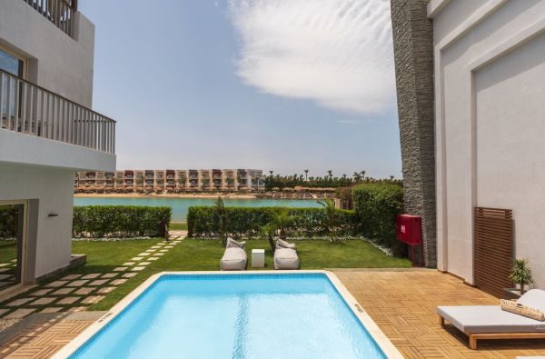 White Hills Resort