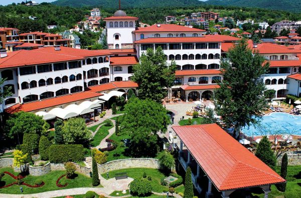 Kvapą gniaužiančios atostogos Bulgarijoje 5* viešbutyje ROYAL PALACE HELENA PARK su skrydžiu ir maitinimu  „viskas įskaičiuota“