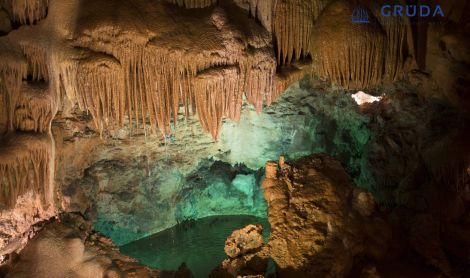 Slovėnija. Postoinos urvai.