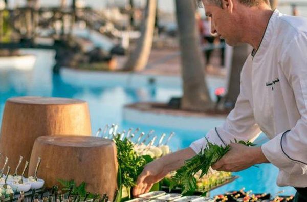 Kosta Adechė. Ką manote apie romantišką pabėgimą į TENERIFĘ ? Skrydis, 7n. viešbutyje JARDIN TROPICAL 4*, su pusryčiais - nuo 839 €!