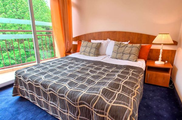 Planuokite įspūdingas vasaros atostogos Bulgarijoje 4* viešbutyje LUNA su skrydžiu ir maitinimu, „pusryčiai ir vakarienė plius“