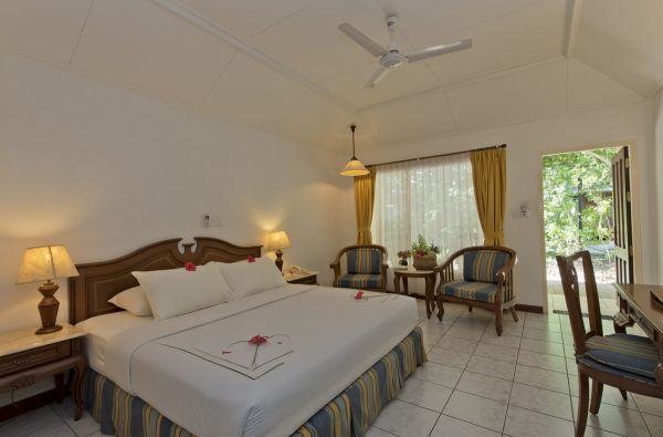 Pasakiškos atostogos Maldyvuose! Skrydis, pervežimas ir 7 n. viešbutyje ROYAL ISLAND RESORT & SPA 4+* su pusryčiais, pietumis ir vakarienėmis