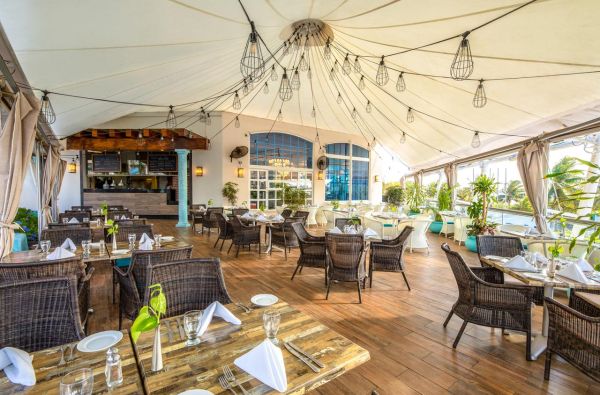 Kokybiškas poilsis Meksikoje!  Skrydis, pervežimas ir 10 n. viešbutyje Panama Jack Resorts Cancun 5* su „viskas įskaičiuota“