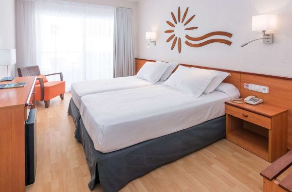 Kosta Dorada. Užburianti Ispanija, nuostabi šalis Jūsų išsvajotoms atostogoms. Skrydis, 7n. viešbutyje LAS VEGAS 4*, su pusryčiais ir vakariene - nuo 619 €!