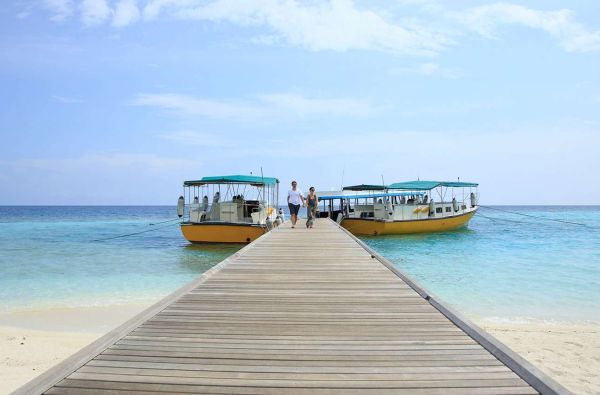 Malonios atostogos Maldyvuose! Skrydis, pervežimas ir 7 n. viešbutyje EMBUDU VILLAGE MALDIVES 3* su pusryčiais, pietumis ir vakarienėmis