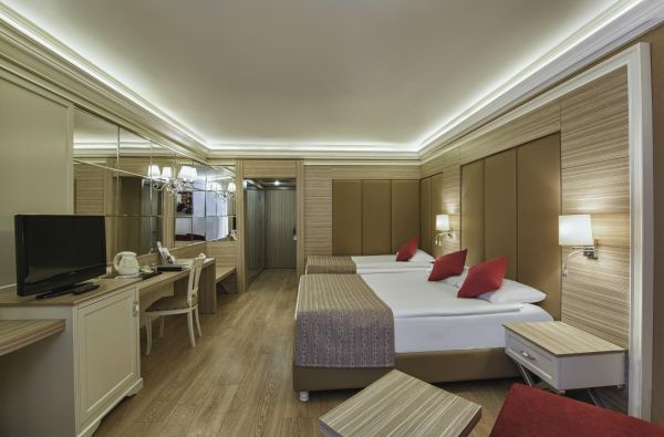 ALANIJA. Saulėtos atostogos. Skrydis, 7n. puikiame viešbutyje DELPHIN DELUXE RESORT 5* su Ultra viskas įskaičiuota maitinimu!