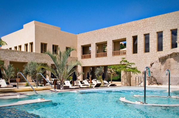 Kosta Adechė. Karališkos atostogos prabangiame viešbutyje TENERIFĖJE Skrydis, 7n. viešbutyje BAHIA DEL DUQUE 5*, su pusryčiais - nuo 1855 €!