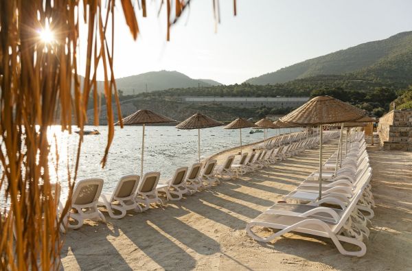 BODRUMAS. Išskirtinės atostogos prie Egėjo jūros. Skrydis, 7n. puikiame viešbutyje DUJA HOTELS BODRUM 5* su ULTRA viskas įskaičiuota maitinimu!