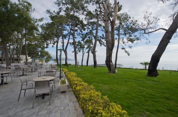 KEMERAS. Sužvejokite vasaros atostogas jau dabar! Poilsiaukite stilingame BARUT KEMER COLLECTION 5* viešbutyje Turkijoje ir mėgaukitės pasaulinio lygio aptarnavimu! Skrydis, 7 nakvynės 5* viešbutyje su „ultra viskas įskaičiuota“ maitinimu