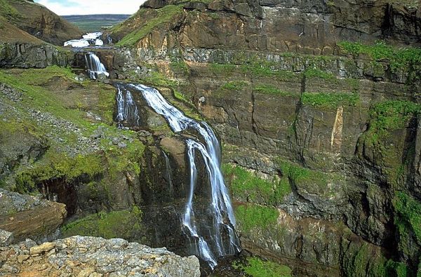 Islandija. Užgesę ugnikalniai, lavos laukai ir elfų sakmės 8d.