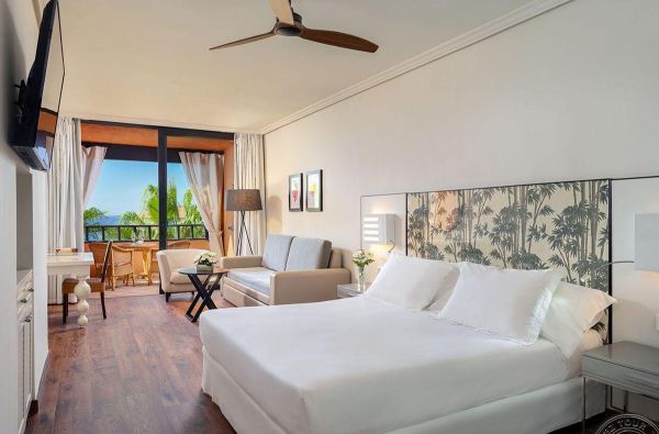 La Kaleta. Romantiškas poilsis nuolatos žaliuojančioje ir saulėtoje TENERIFĖJE. Skrydis, 7n. viešbutyje H10 COSTA ADEJE PALACE 4*, su pusryčiais ir vakariene - nuo 845 €!