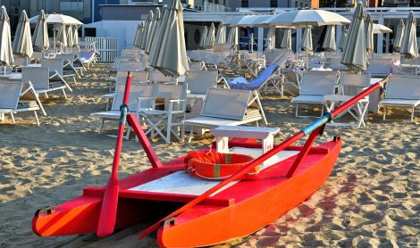 Italija. Adrijos jūros paplūdimys.